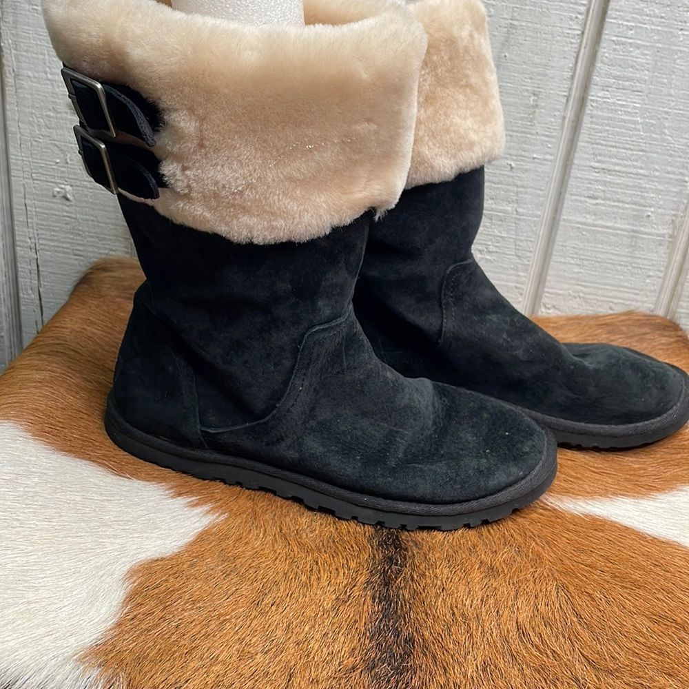 UGG women black boots size 7